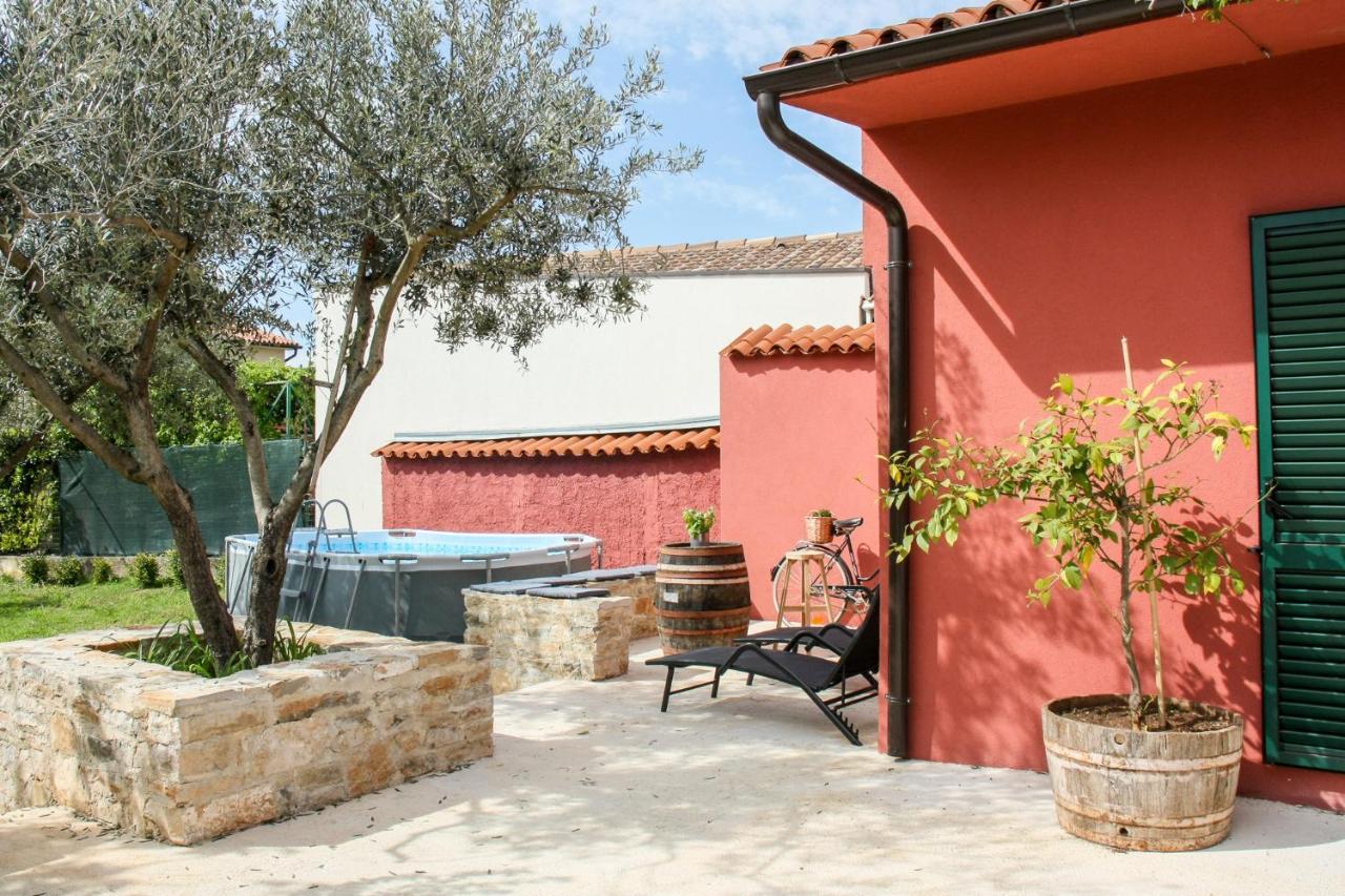 House Bougainvillea Holiday home Pula