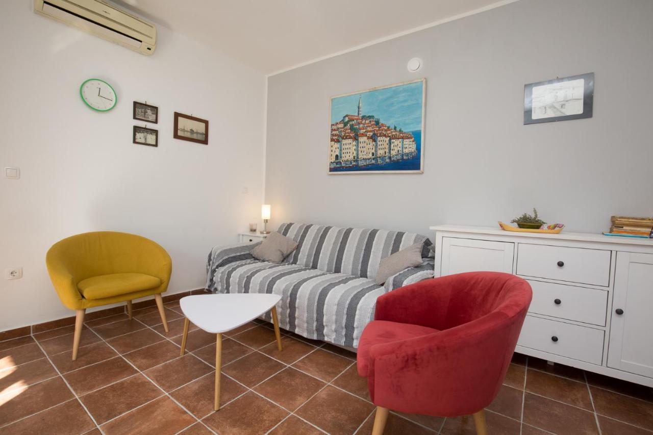 Holiday home House Bougainvillea Pula