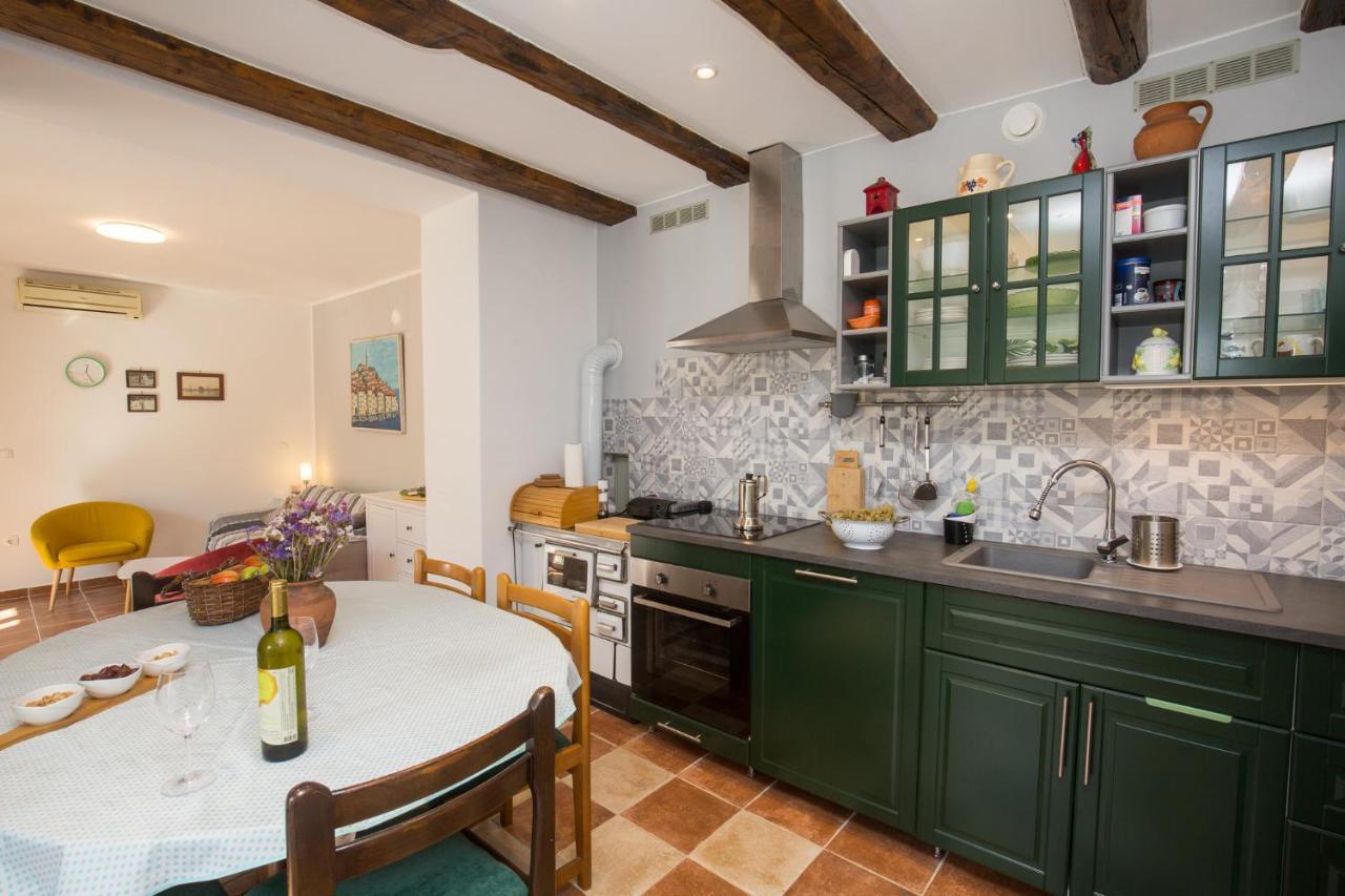 House Bougainvillea Holiday home